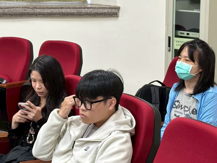 16. 113-2 國際週活動(114.06.23學輔；參與人次28人次)圖片