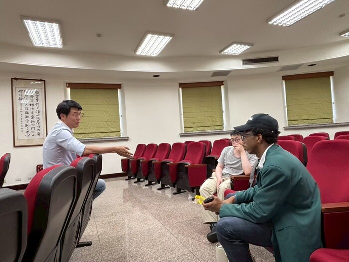 16. 113-2 國際週活動(114.06.23學輔；參與人次28人次)圖片