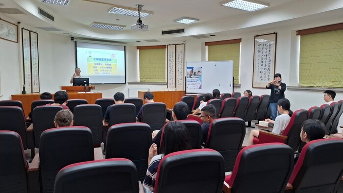 3.113-1境外生政令宣導暨期中關懷座談圖片