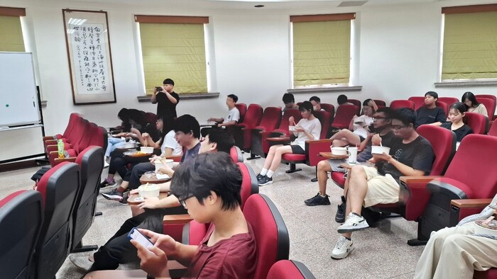 3.113-1境外生政令宣導暨期中關懷座談圖片