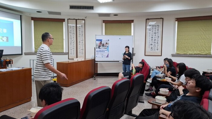 3.113-1境外生政令宣導暨期中關懷座談圖片