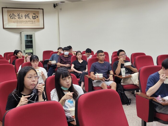 3.113-1境外生政令宣導暨期中關懷座談圖片