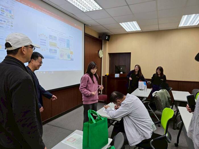 2. 114-1 資安新戰略：駕馭政策浪潮，群創與人才共築未來(114.12.15學輔；參與人次17人次)圖片