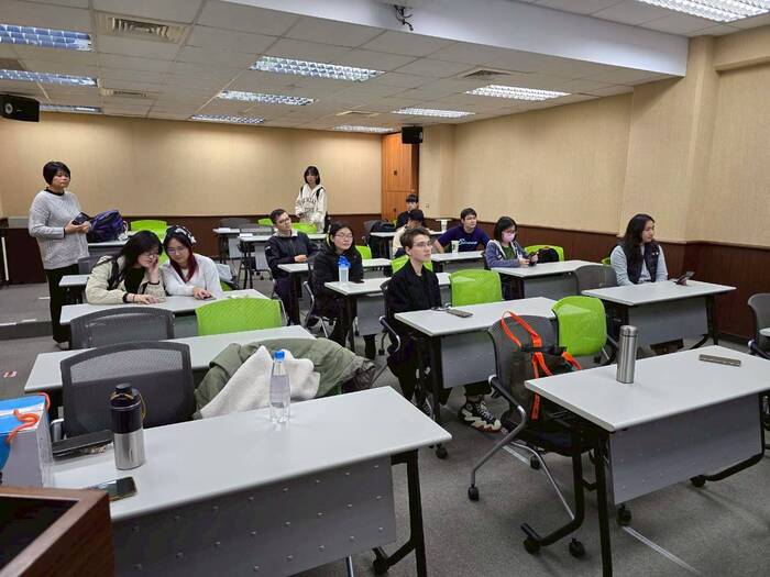 2. 114-1 資安新戰略：駕馭政策浪潮，群創與人才共築未來(114.12.15學輔；參與人次17人次)圖片