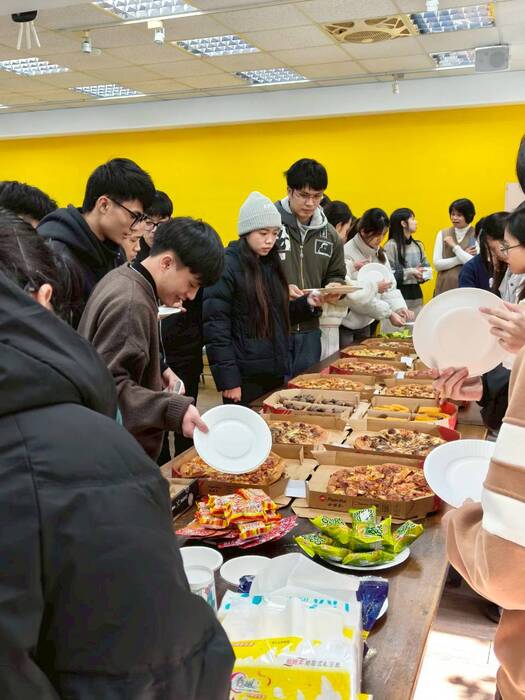 3. 114-1 期末關懷餐會 (114.09.19聚餐；參與人次35人次)圖片