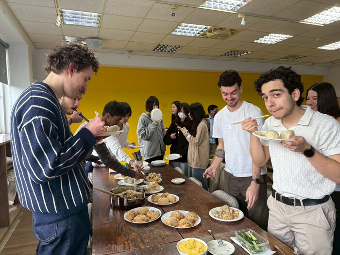 4. 114-2 設計學院班級經營活動 (115.03.02聚餐；參與人次21人次)圖片