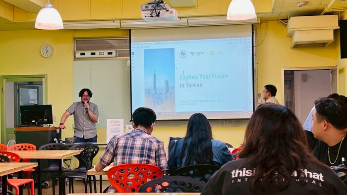 15.境外生留台法規座談會圖片