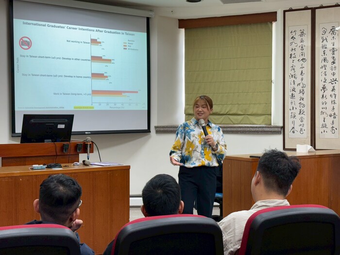 6.113-2從校園到職場系列講座-104人力銀行圖片